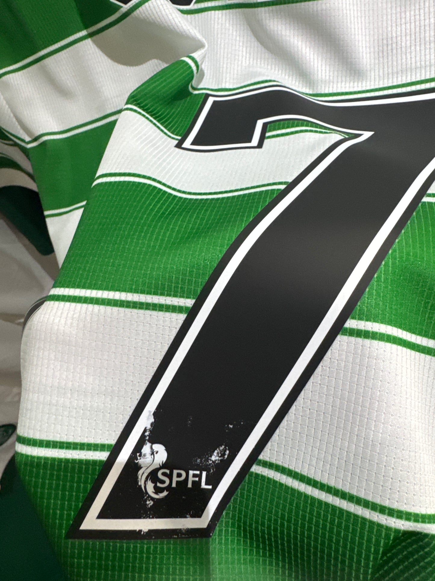 Celtic 2021/23 home medium Jota 17