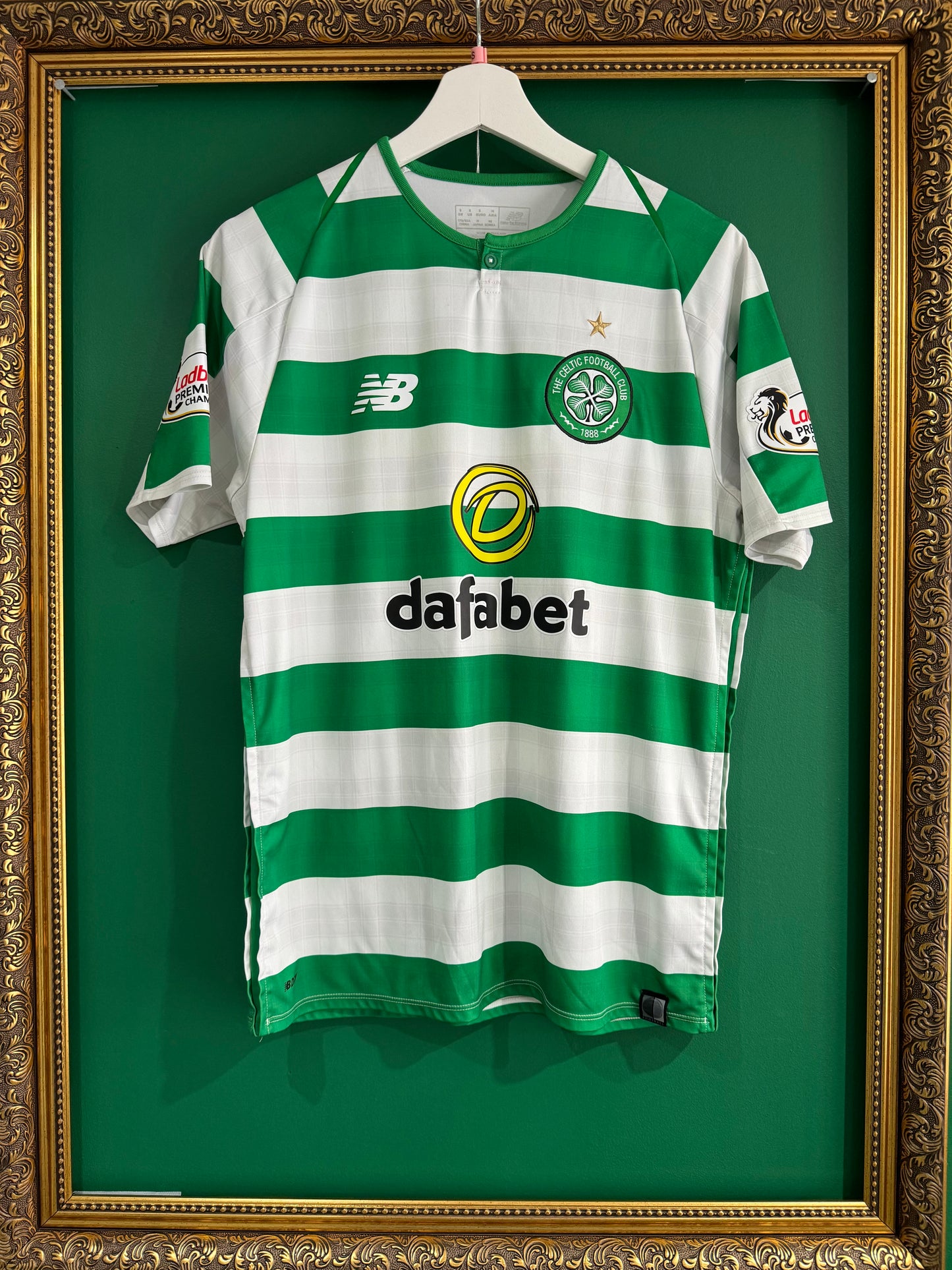 Celtic 2018/19 small Brown 8