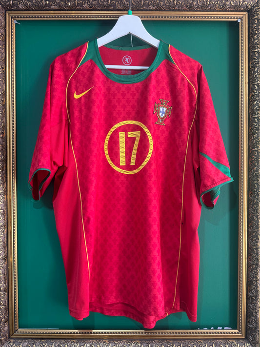 Portugal 2002 home xlarge Ronaldo 17