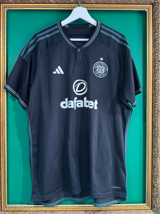 Celtic 2023/24 away shirt xlarge