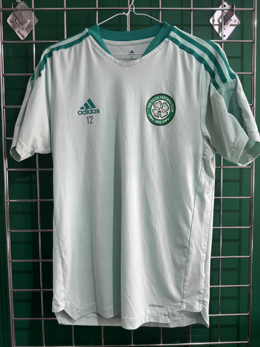 Ismaila Soro worn training top
