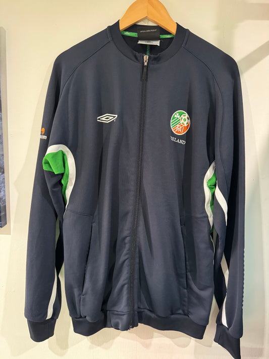 Ireland training zipper large