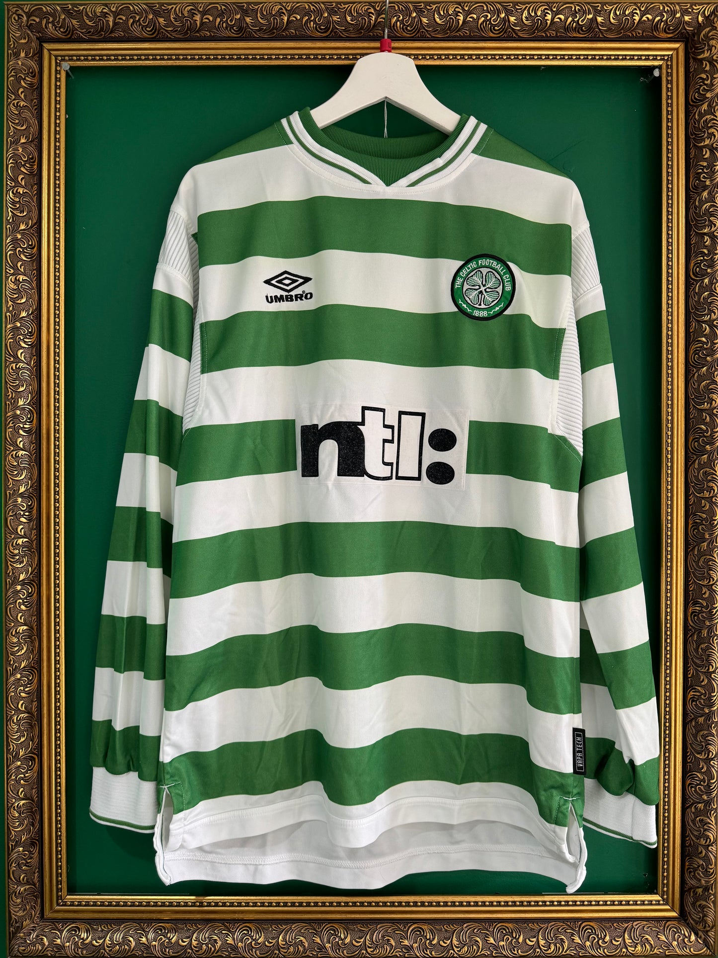 Celtic 2000/01 home large Larsson 7 ls