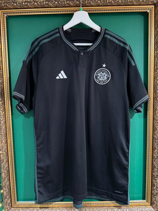 Celtic 2023/24 away shirt xlarge unsponsored