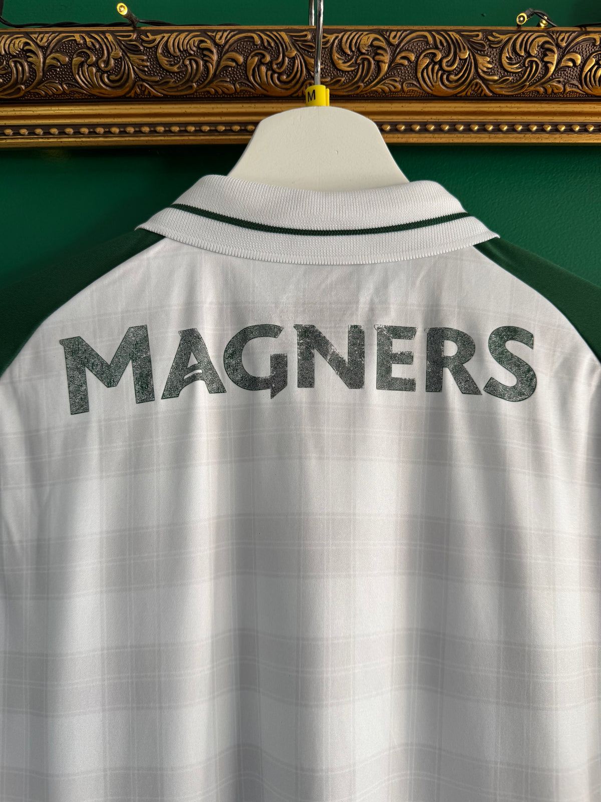 Celtic 2018/19 away shirt medium