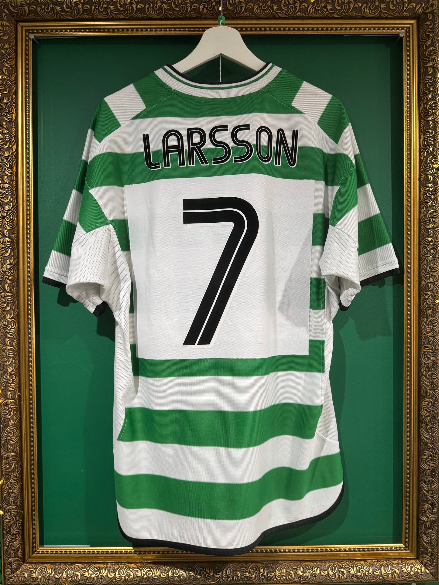 Celtic 2001/02 home shirt xlarge Larsson 7