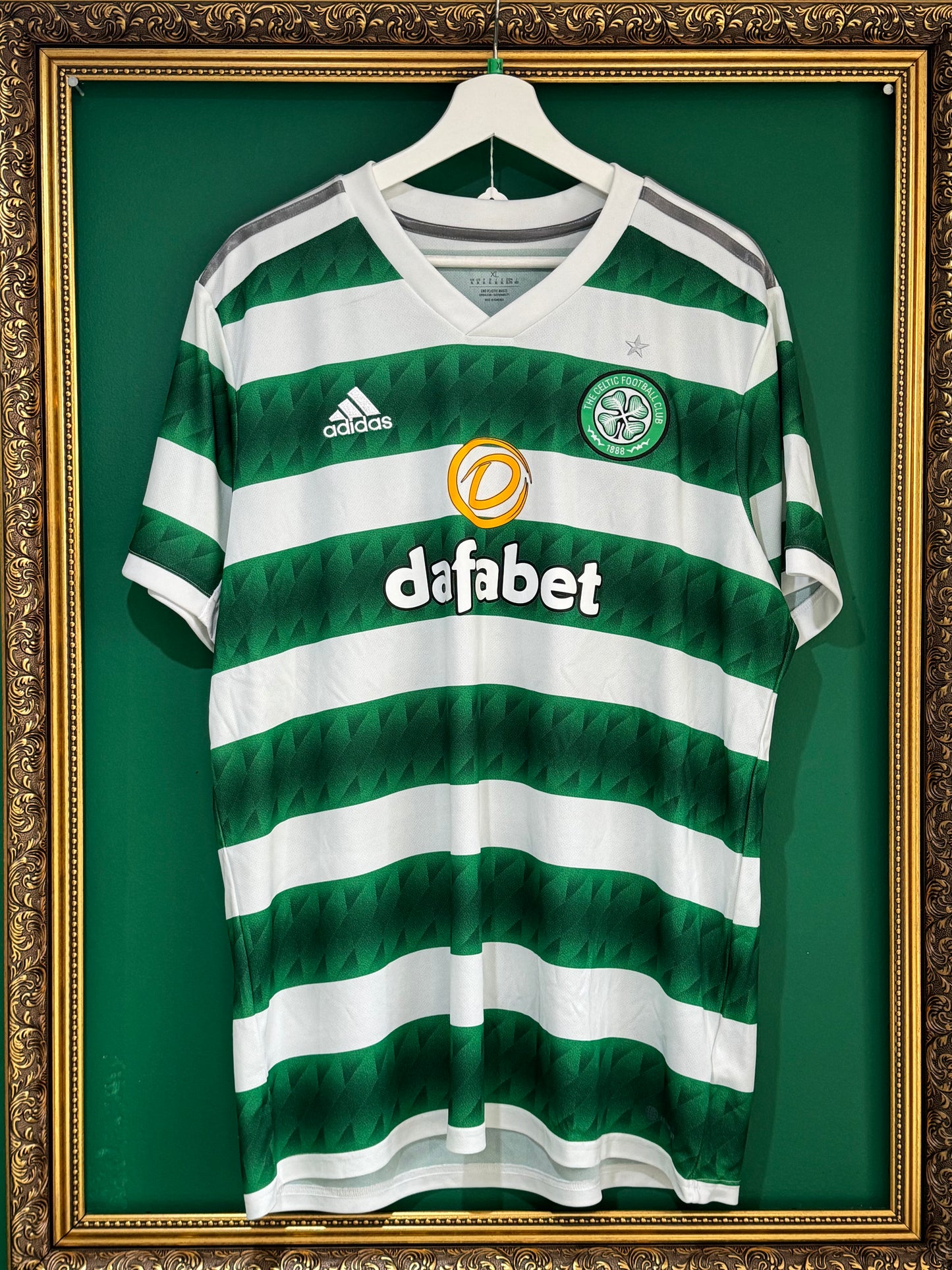 Celtic 2022/23 home xlarge Mooy 13