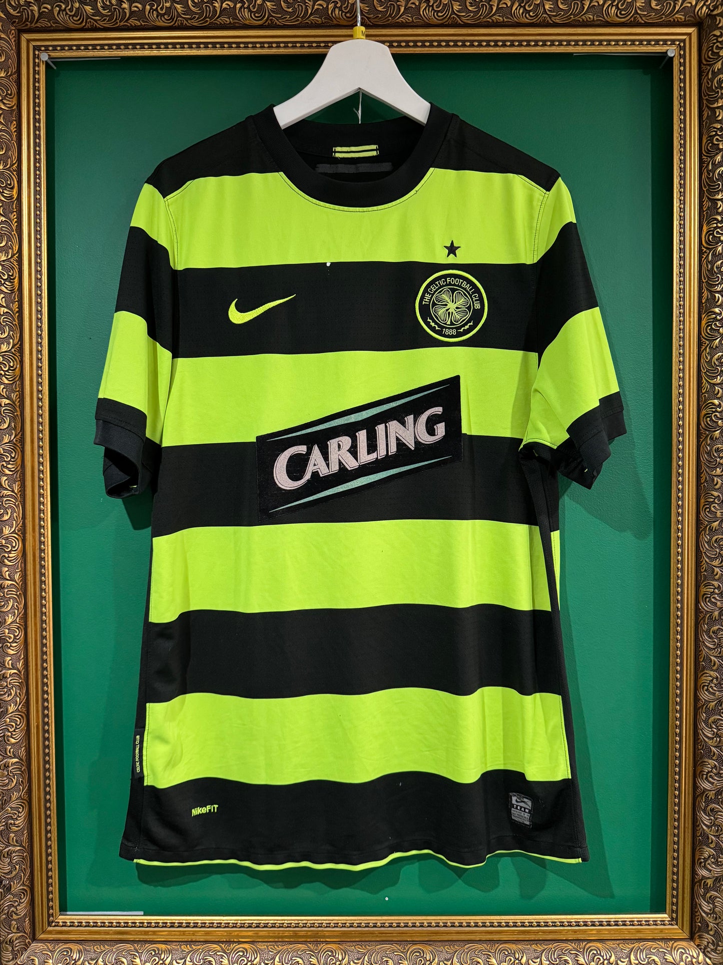 Celtic 2009/10 away shirt medium