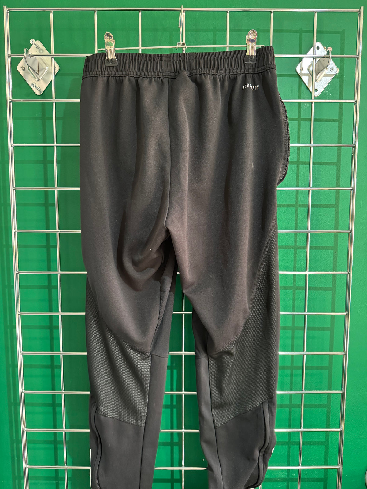 Callum McGregor worn training / matchday joggers small