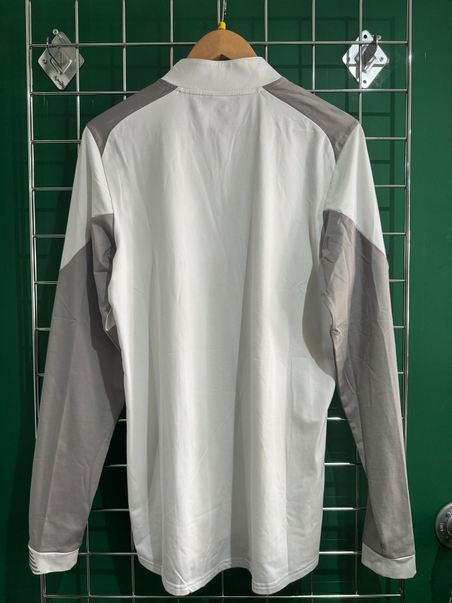 Jack Hendry worn training half zip top
