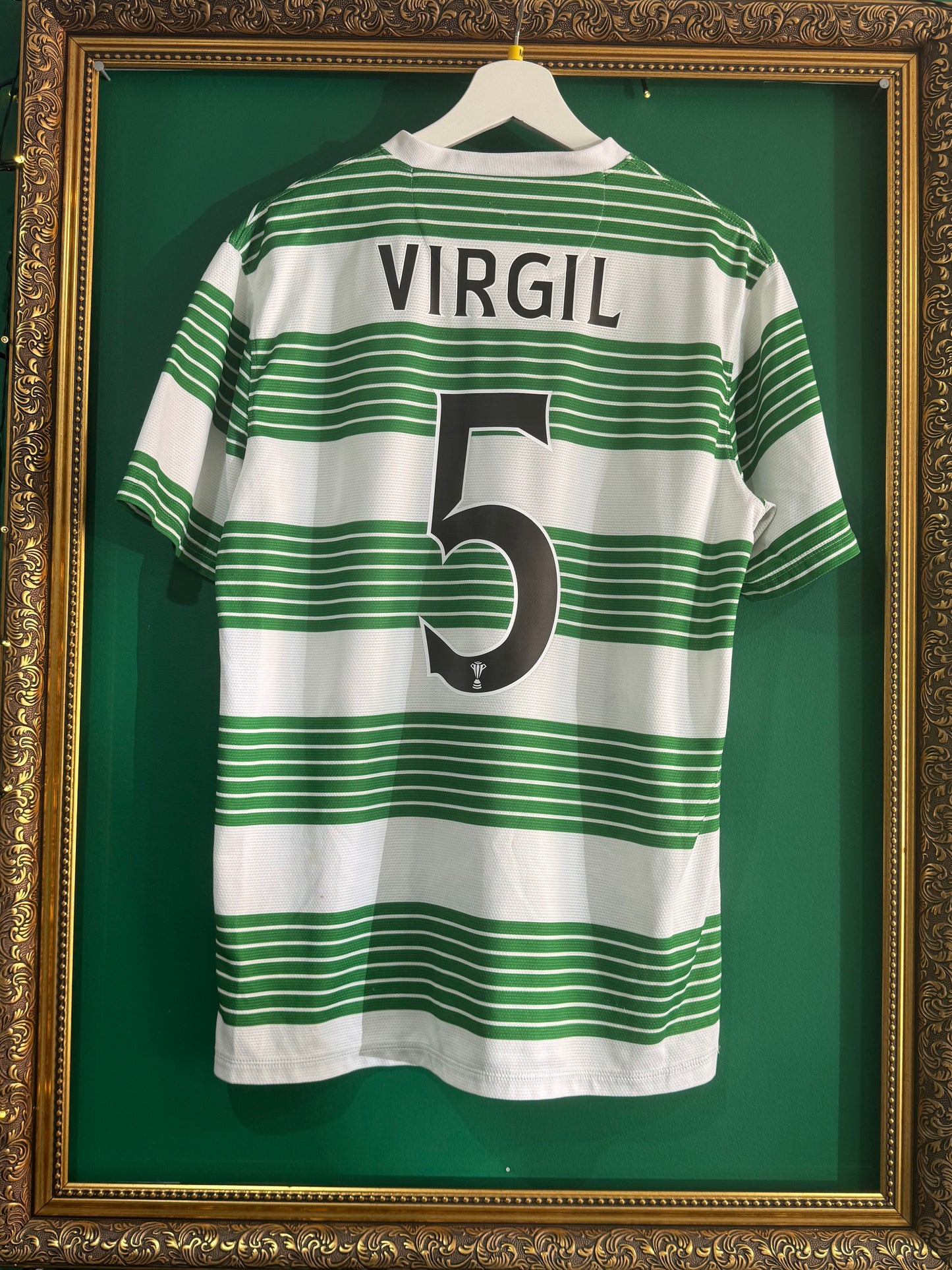 Celtic 2013/15 home shirt medium Virgil 5