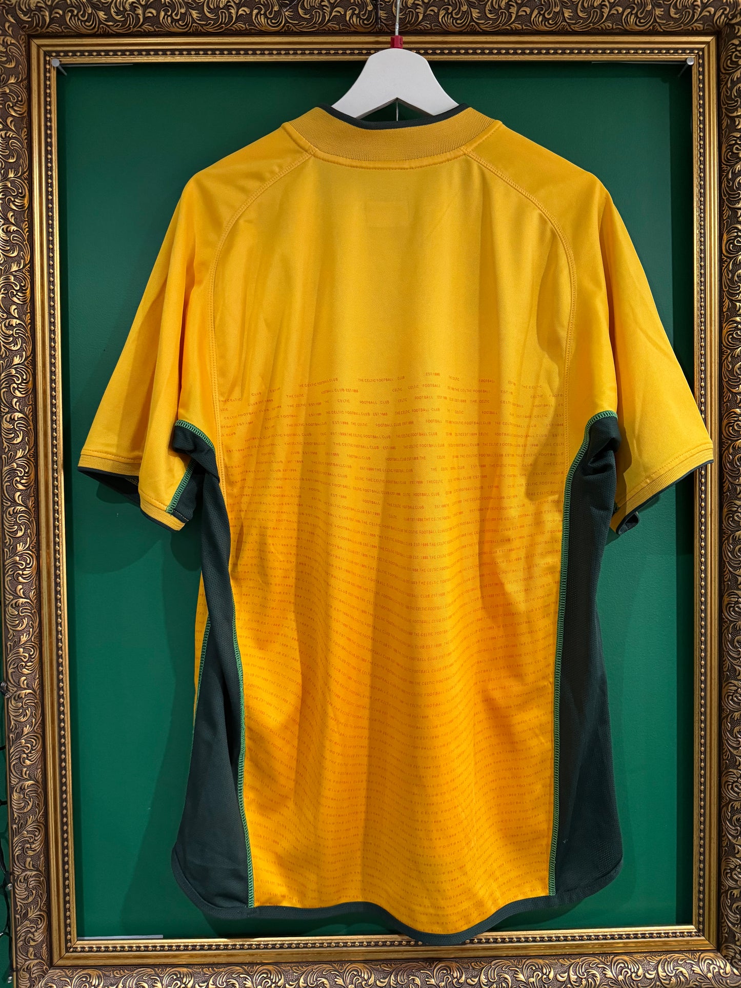 Celtic 2002/03 away shirt large