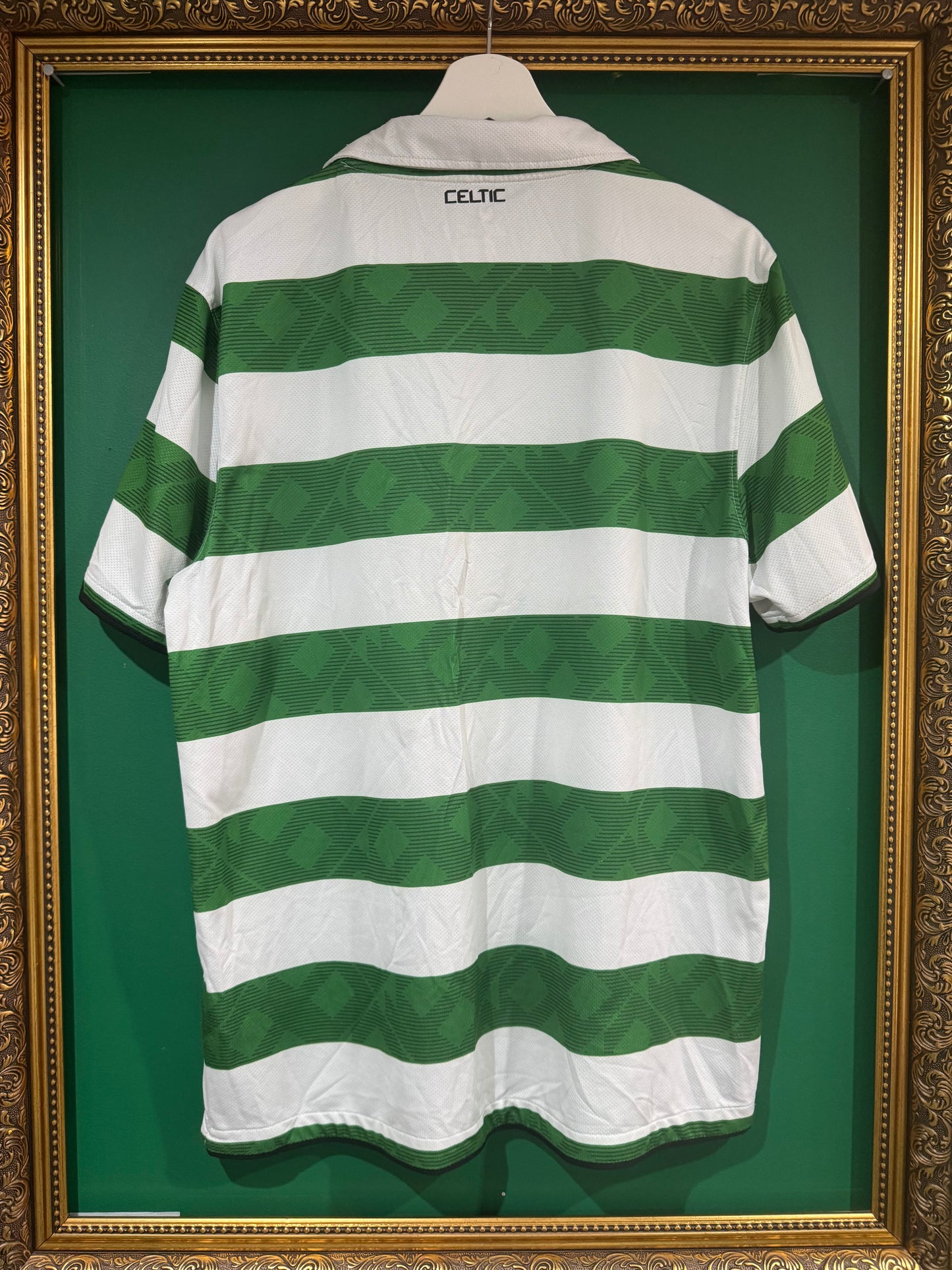 Celtic 2010/12 home shirt large unsponsored