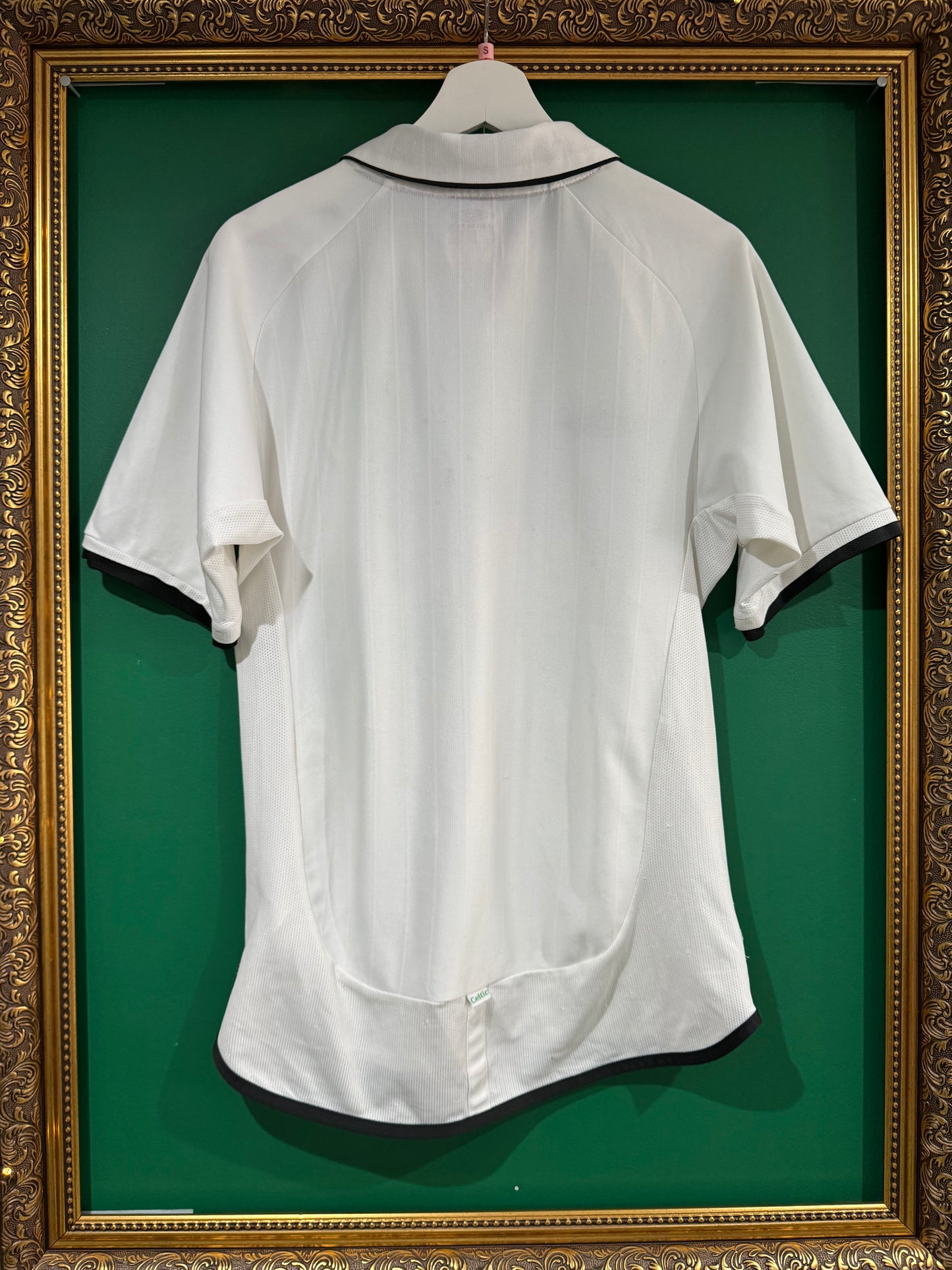 Celtic 2001/02 away shirt small