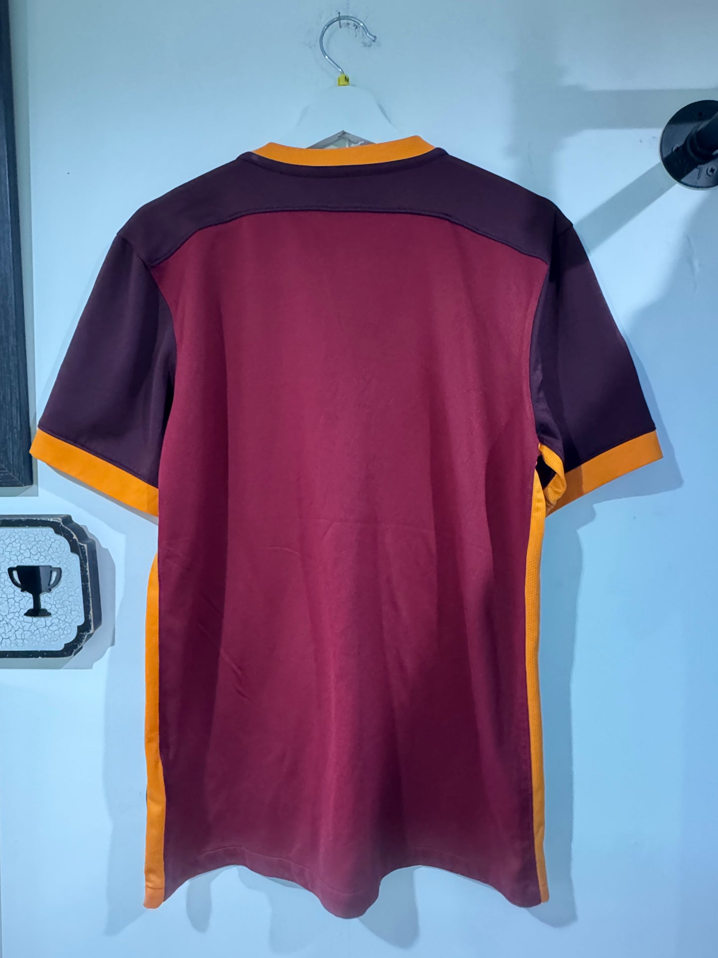 As Roma 2015/16 home shirt medium