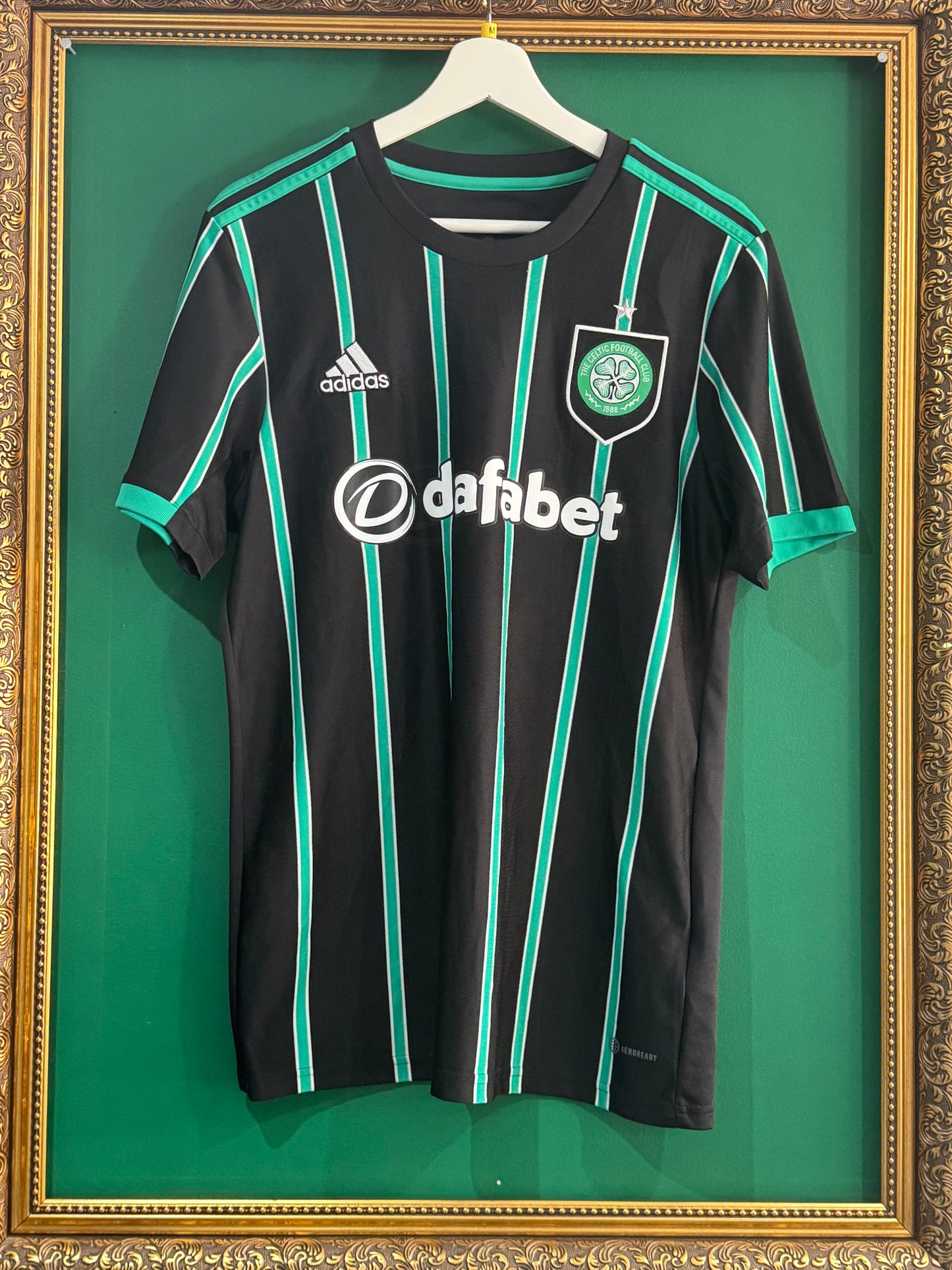 Celtic 2022/23 away shirt medium O’Riley 33