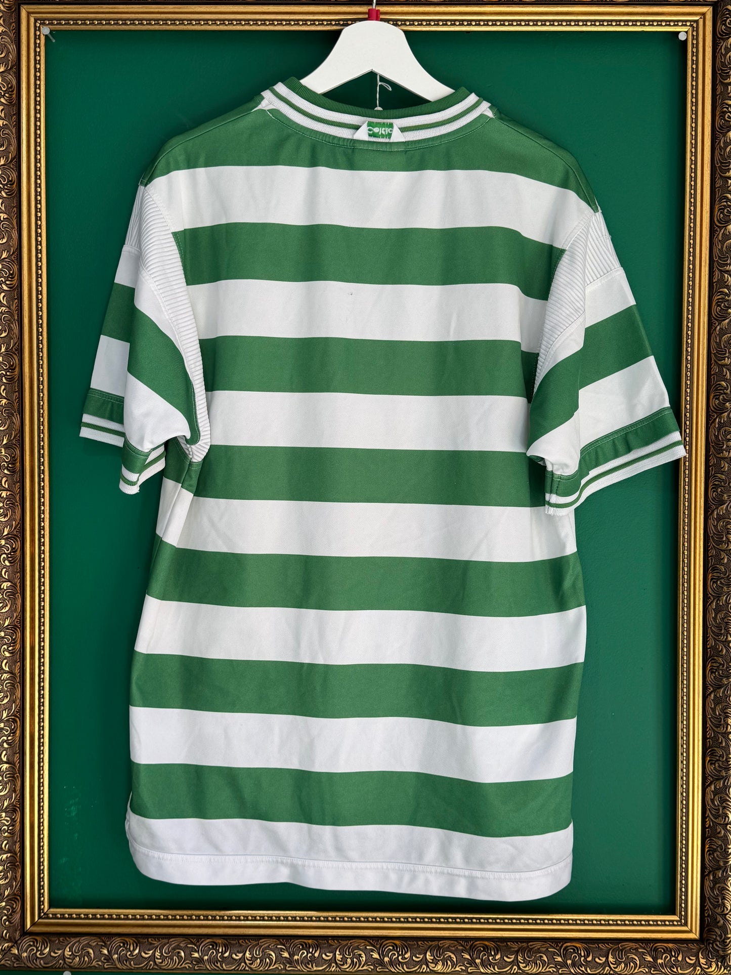 Celtic 2000/01 home large