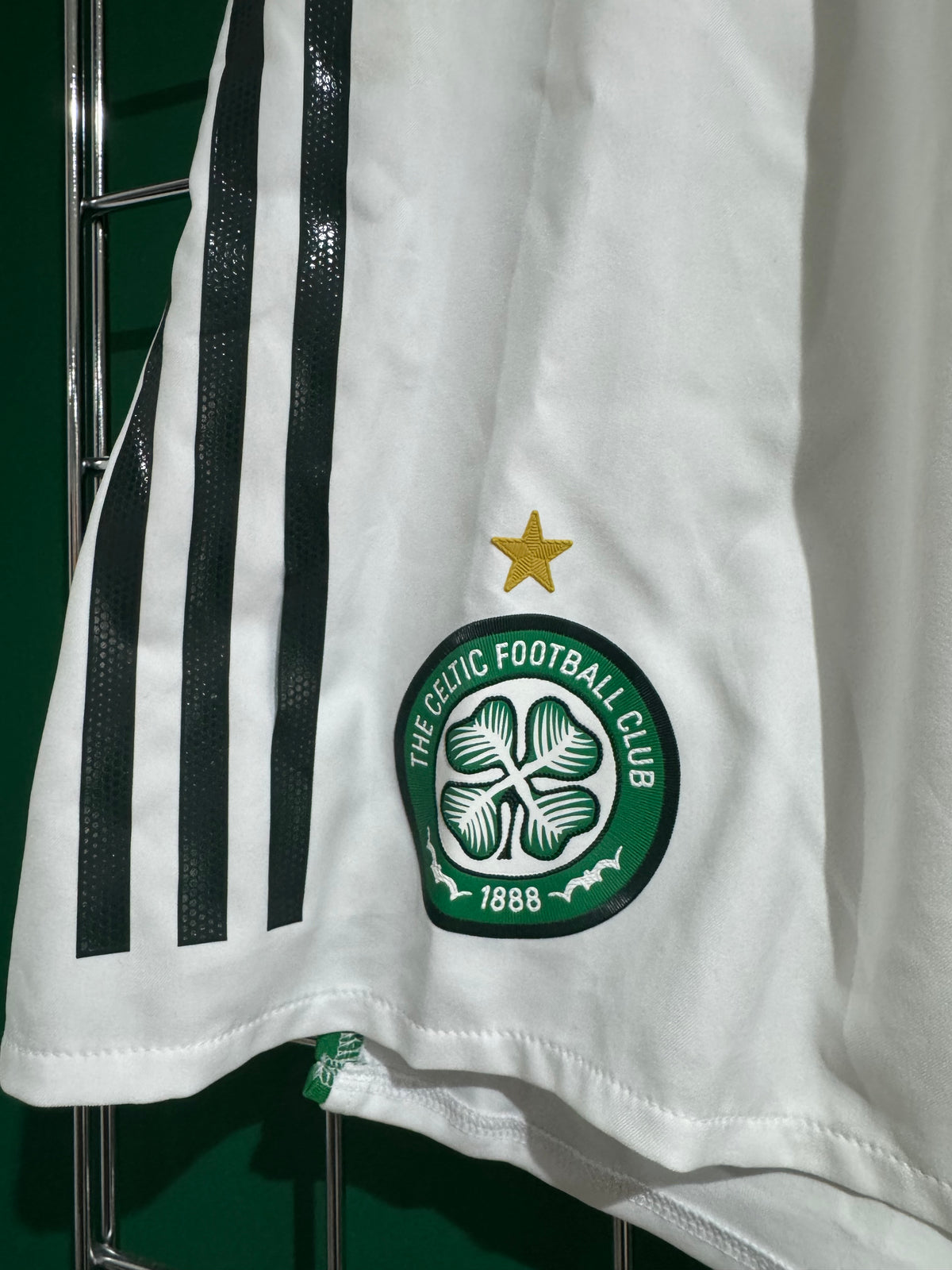 Celtic home matchworn shorts Nygren 8 large