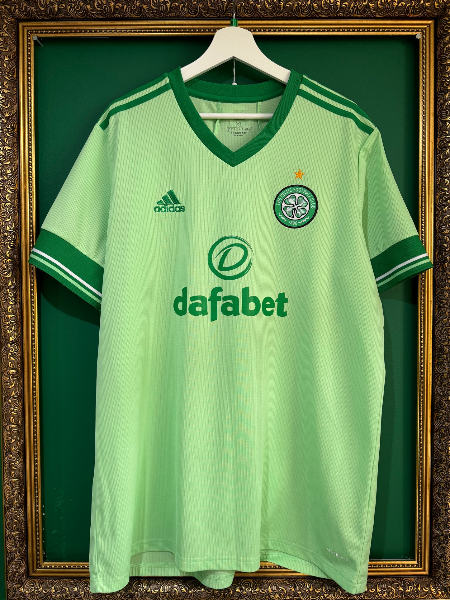 Celtic 2020/21 away xlarge McGregor 42