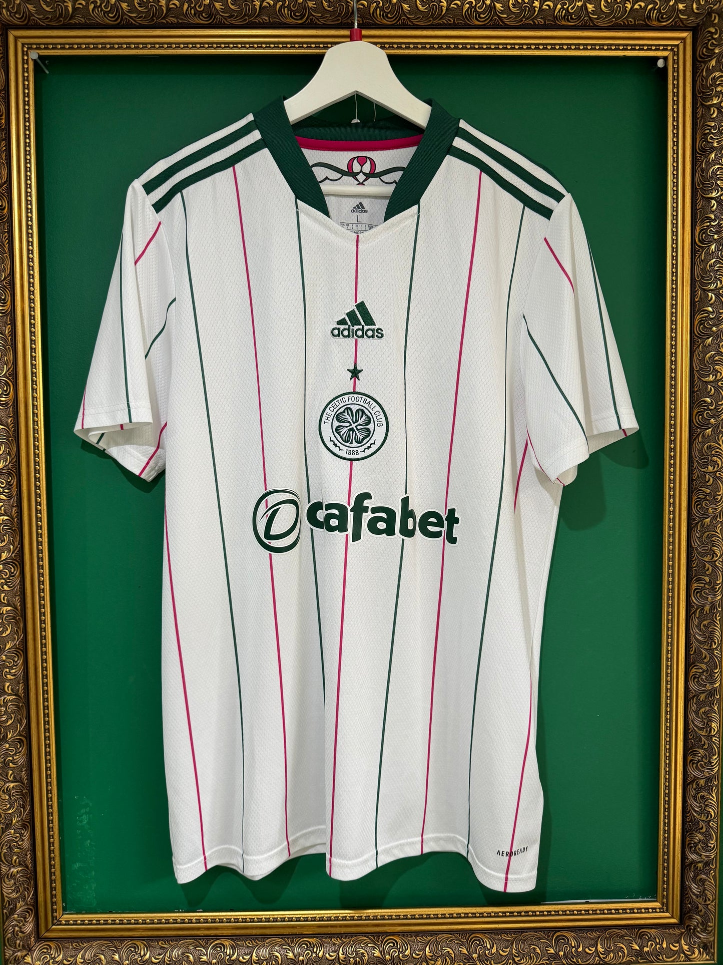 Celtic 2021/22 third large