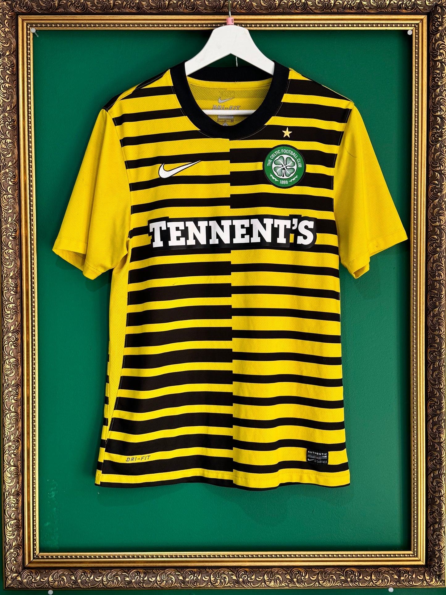 Celtic 2011/12 third small