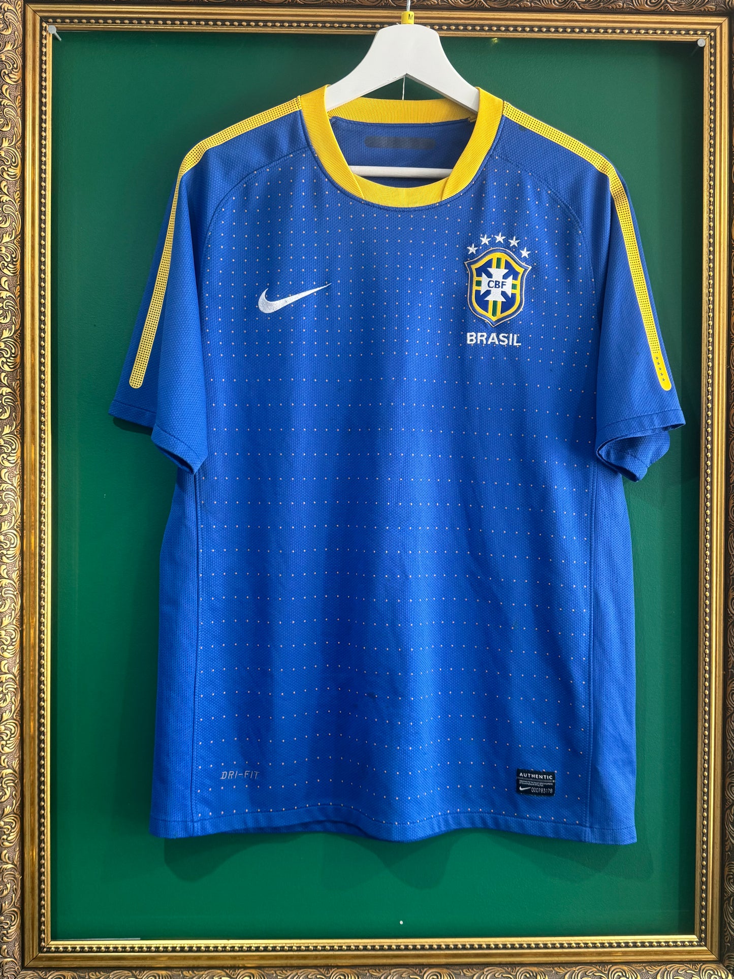 Brazil 2010 away shirt medium