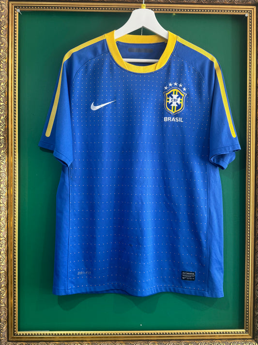 Brazil 2010 away shirt medium
