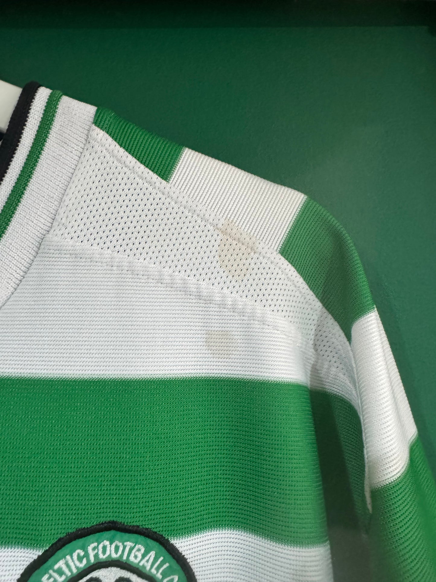 Celtic 2001/02 home shirt xlarge Larsson 7