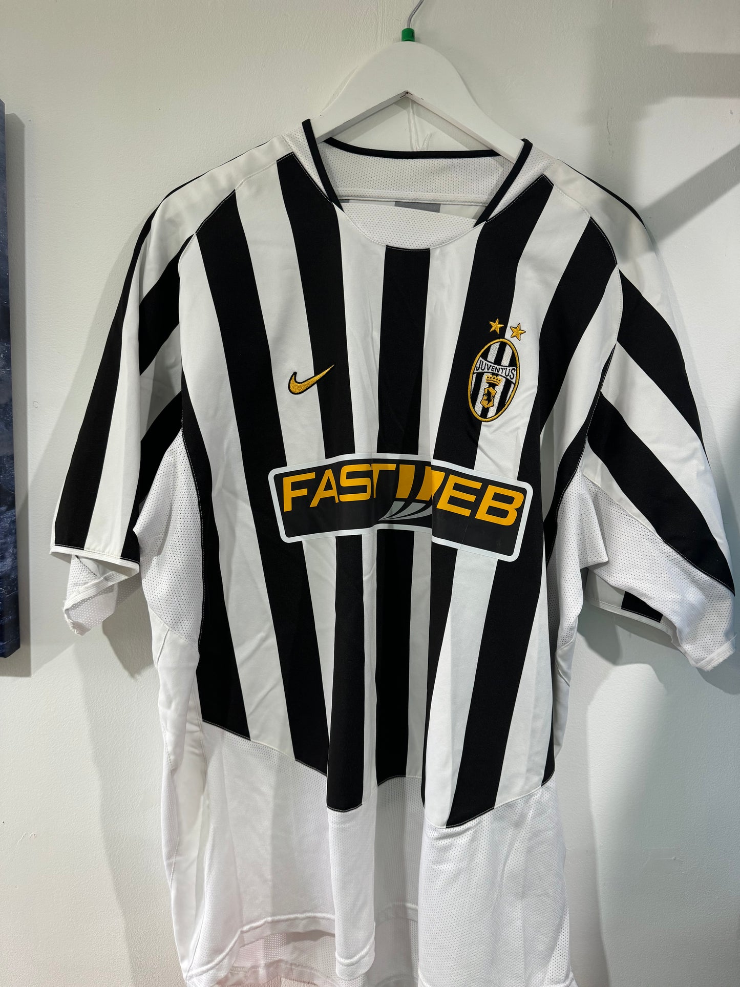 Juventus 2003/04 home xlarge