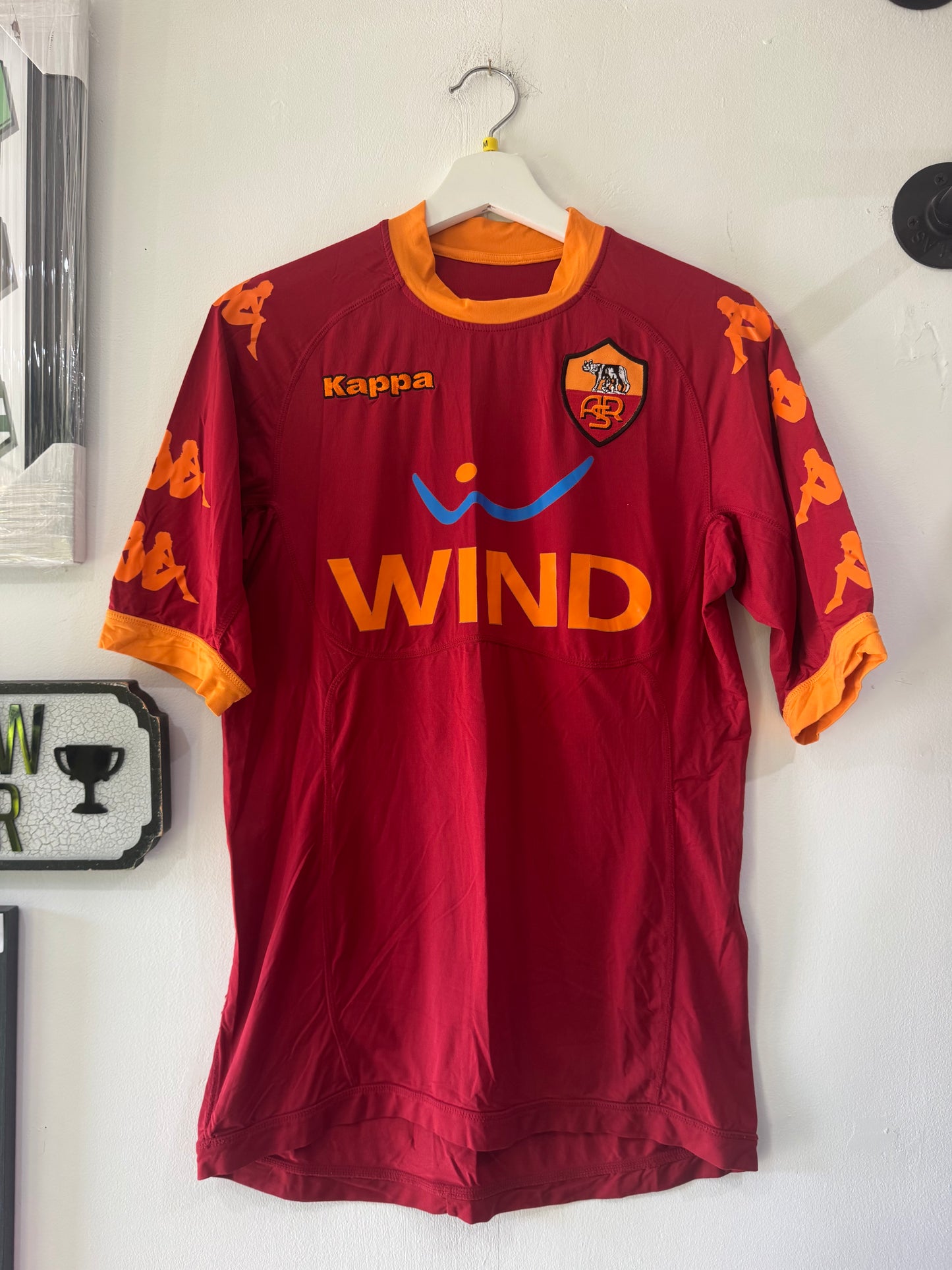 As Roma 2010/11 home shirt medium Totti 10