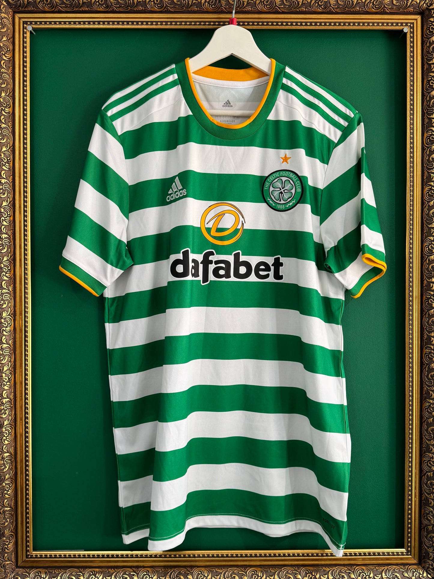 Celtic 2020/21 home shirt large Brown 8