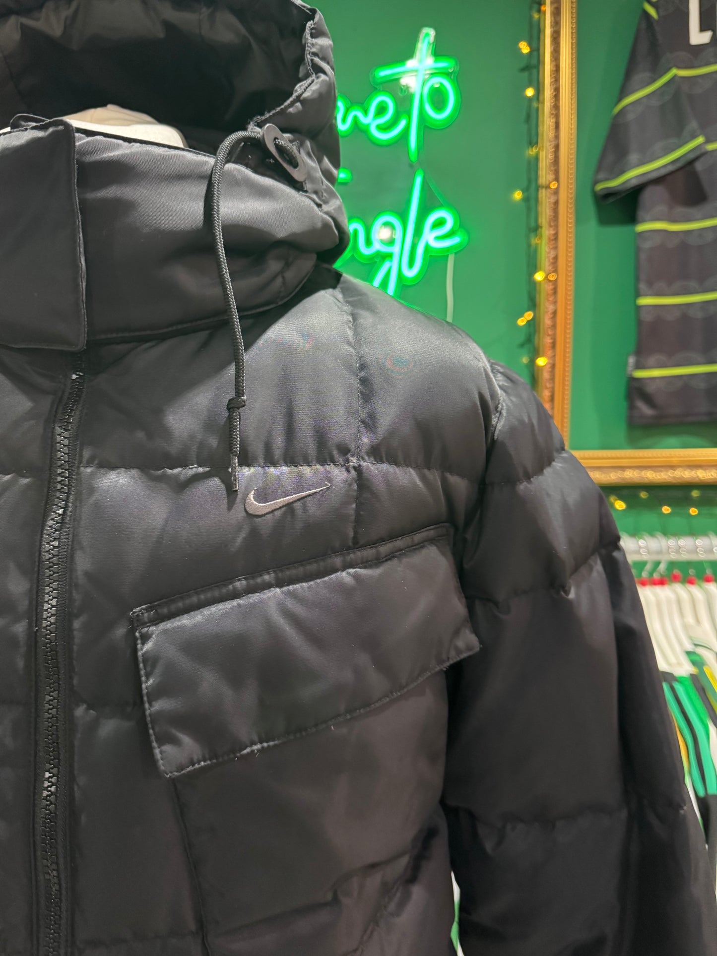 Celtic padded puffer coach jacket medium Nike