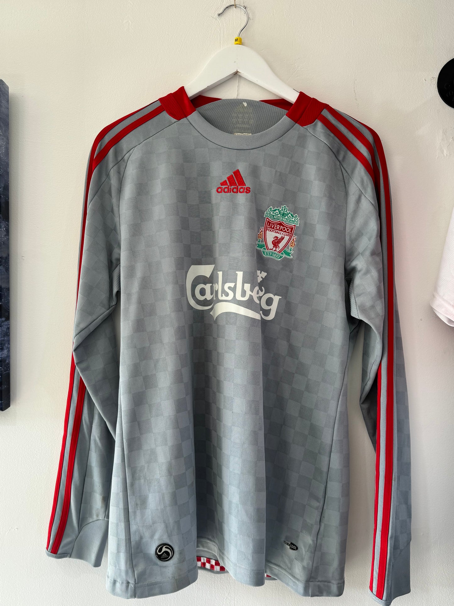 Liverpool 2008/09 away medium ls El Niño 9