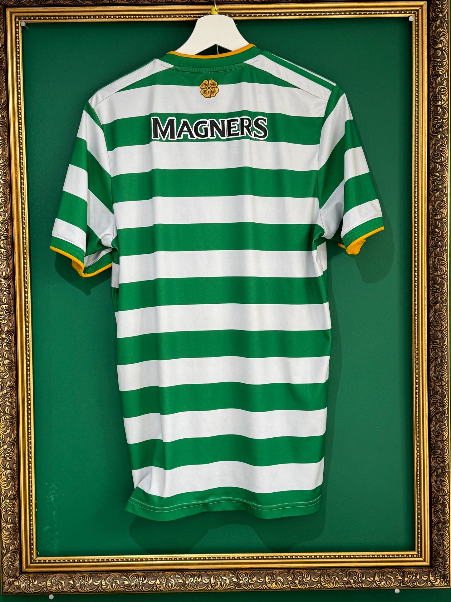 Celtic 2020/21 home medium