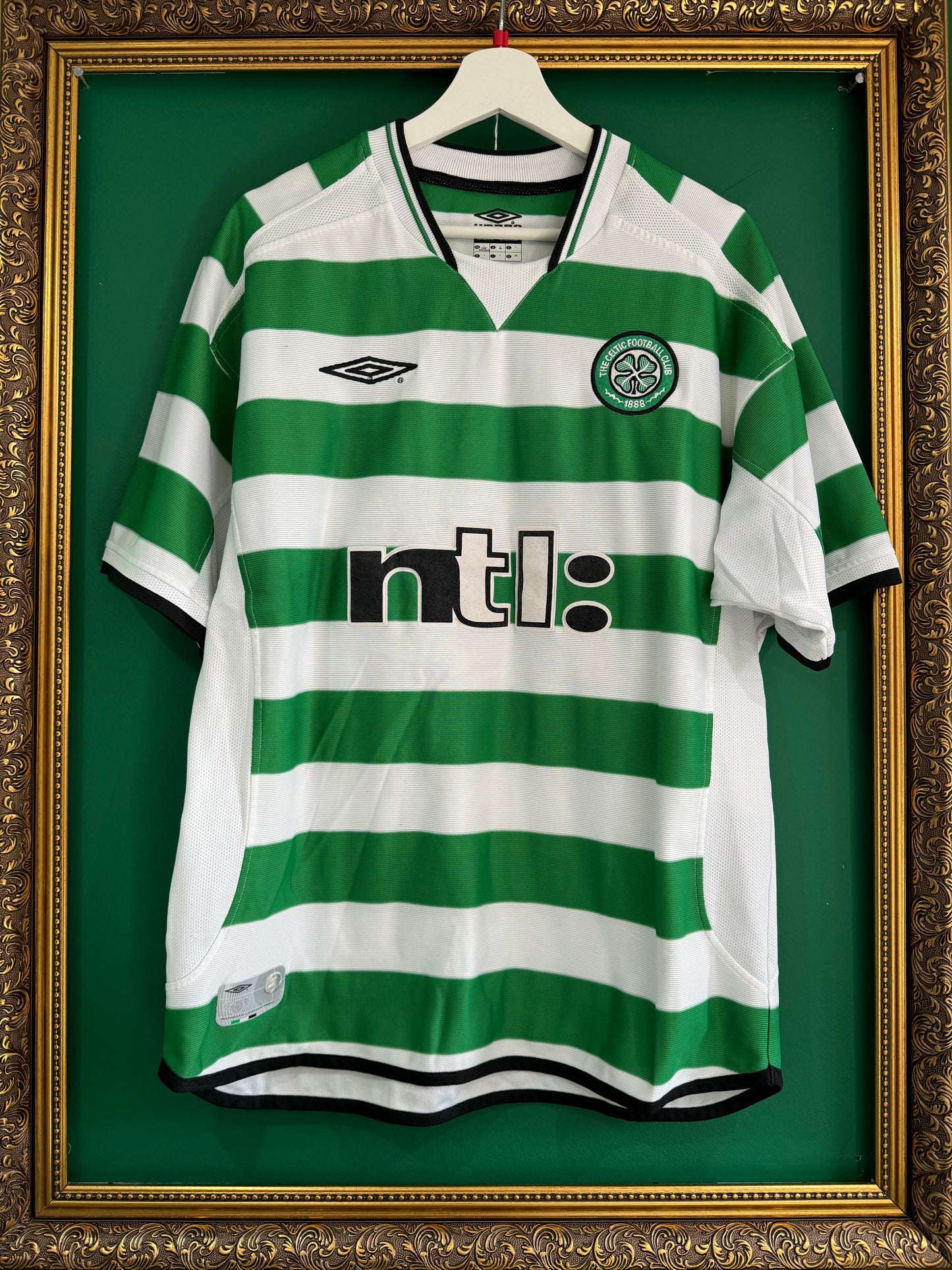 Celtic 2001/03 home large Larsson 7