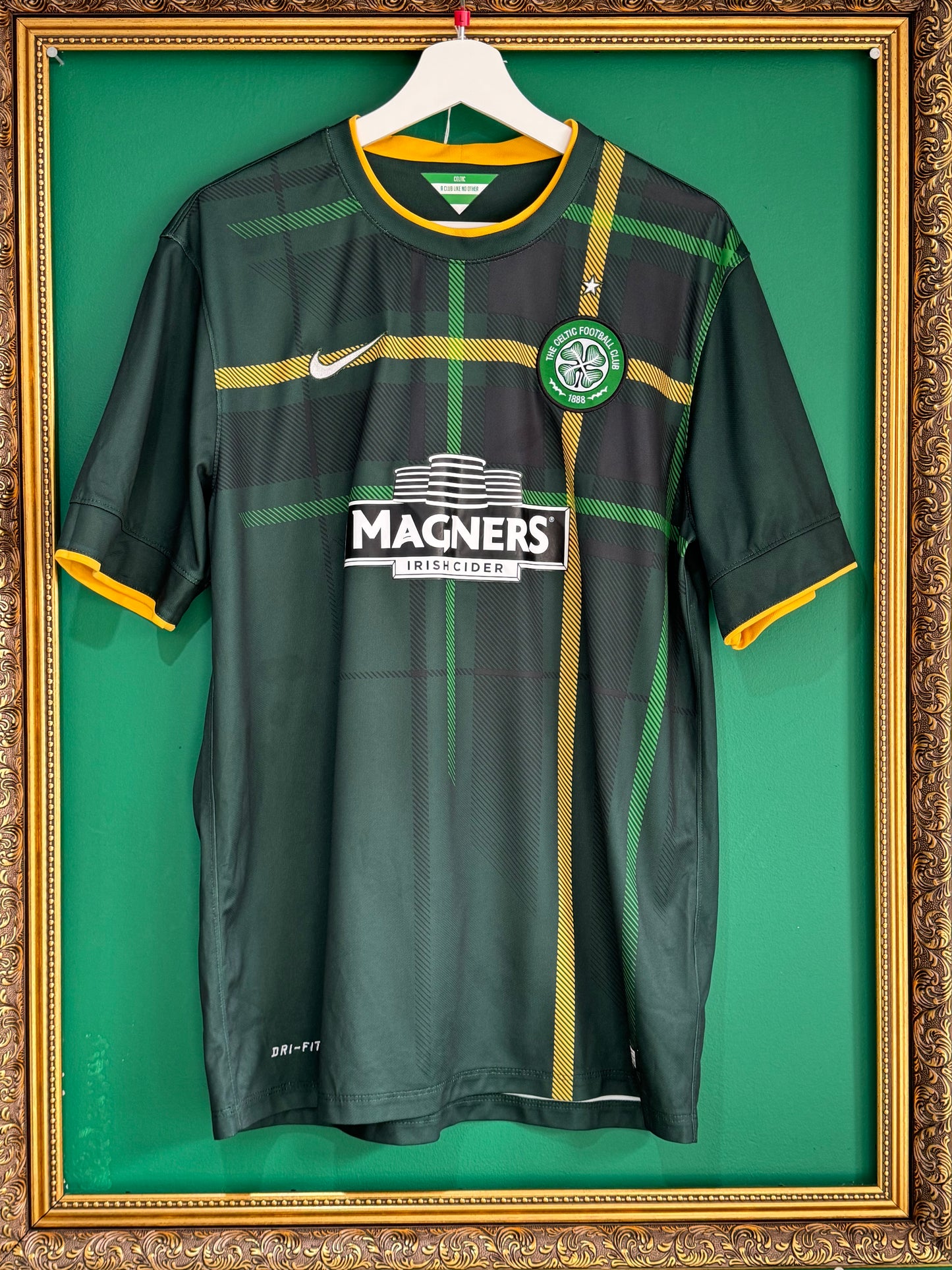 Celtic 2014/15 away xlarge