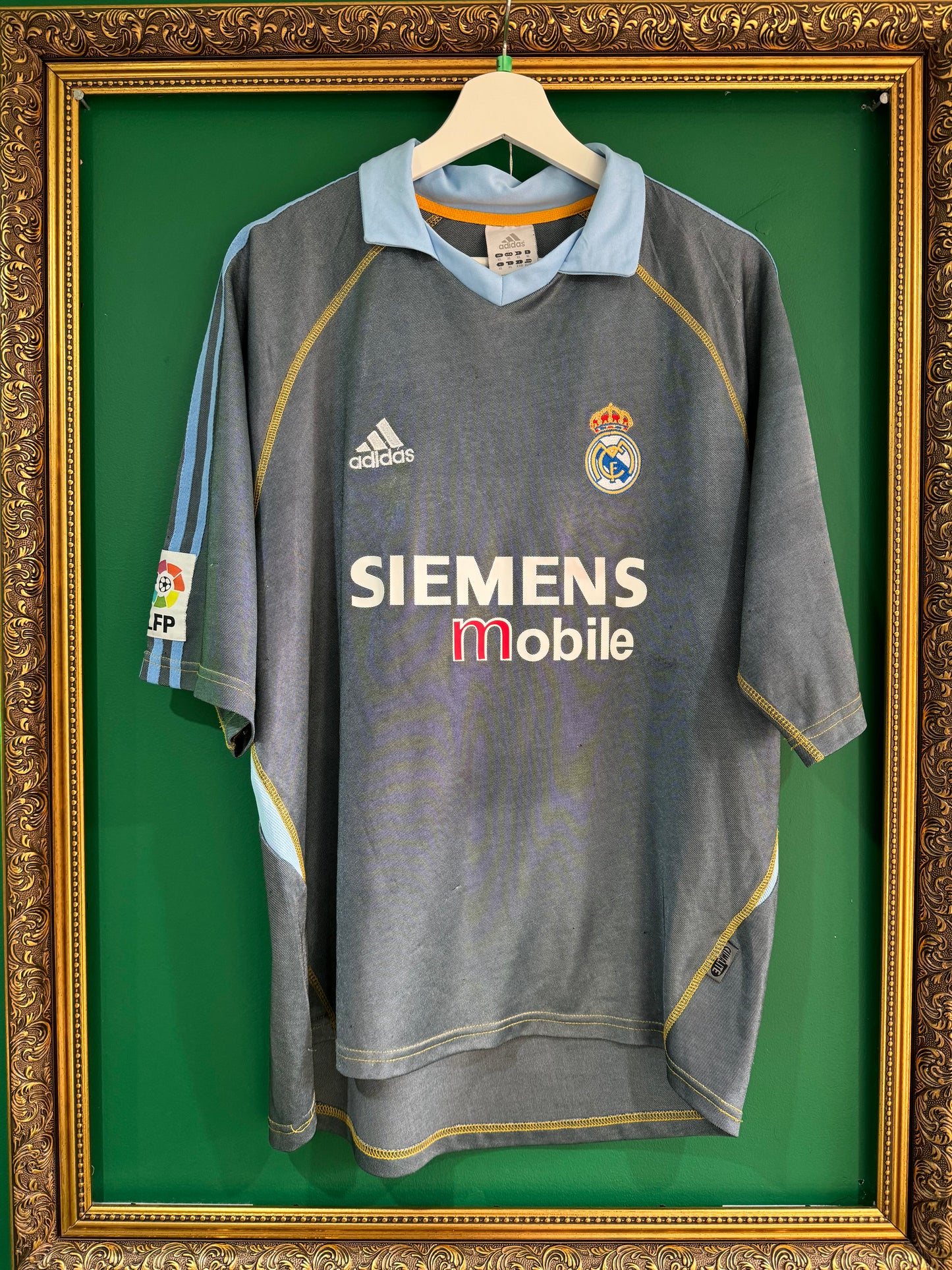 Real Madrid 2003/04 third xlarge