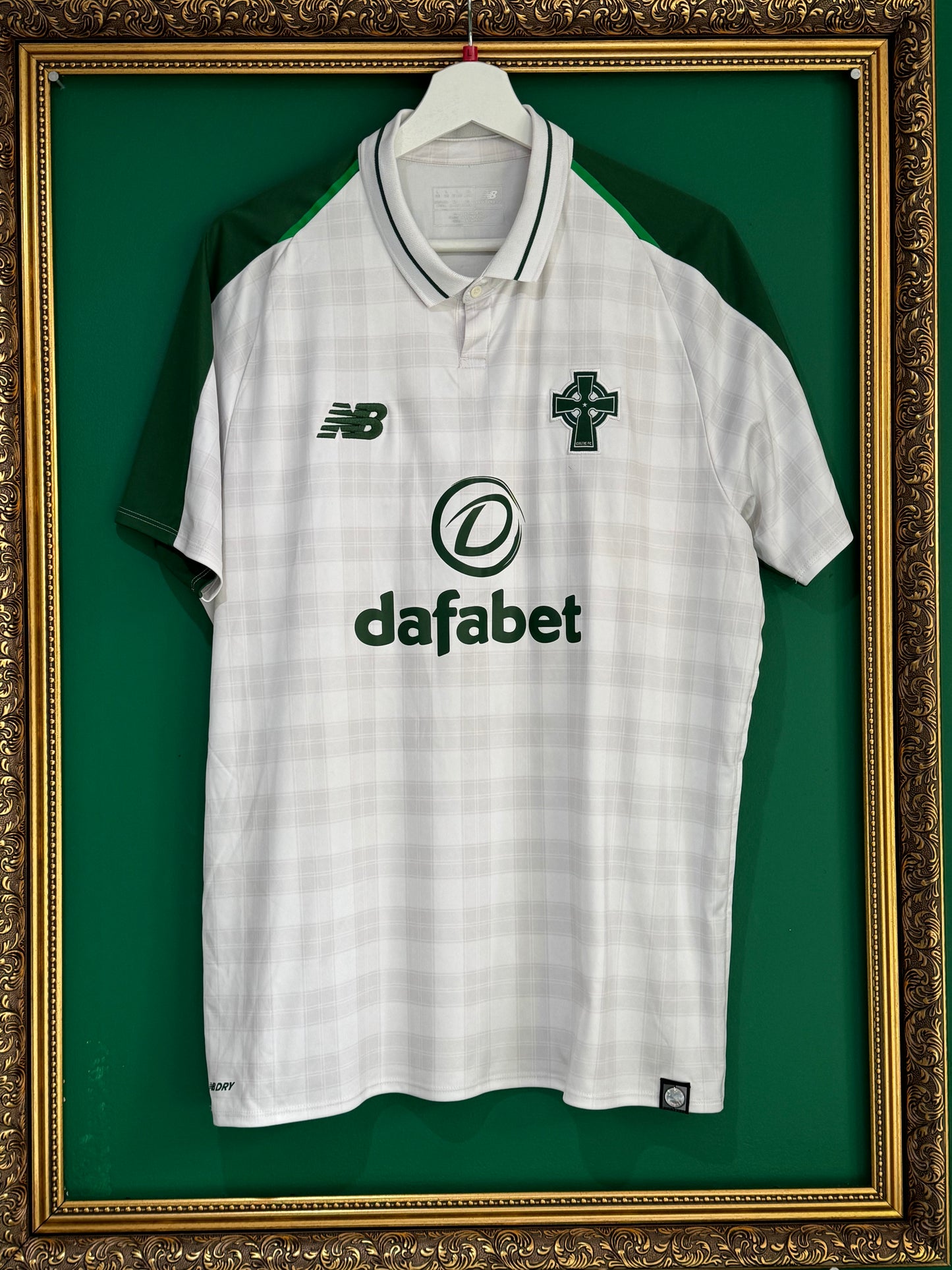 Celtic 2018/19 away large Dembele 10