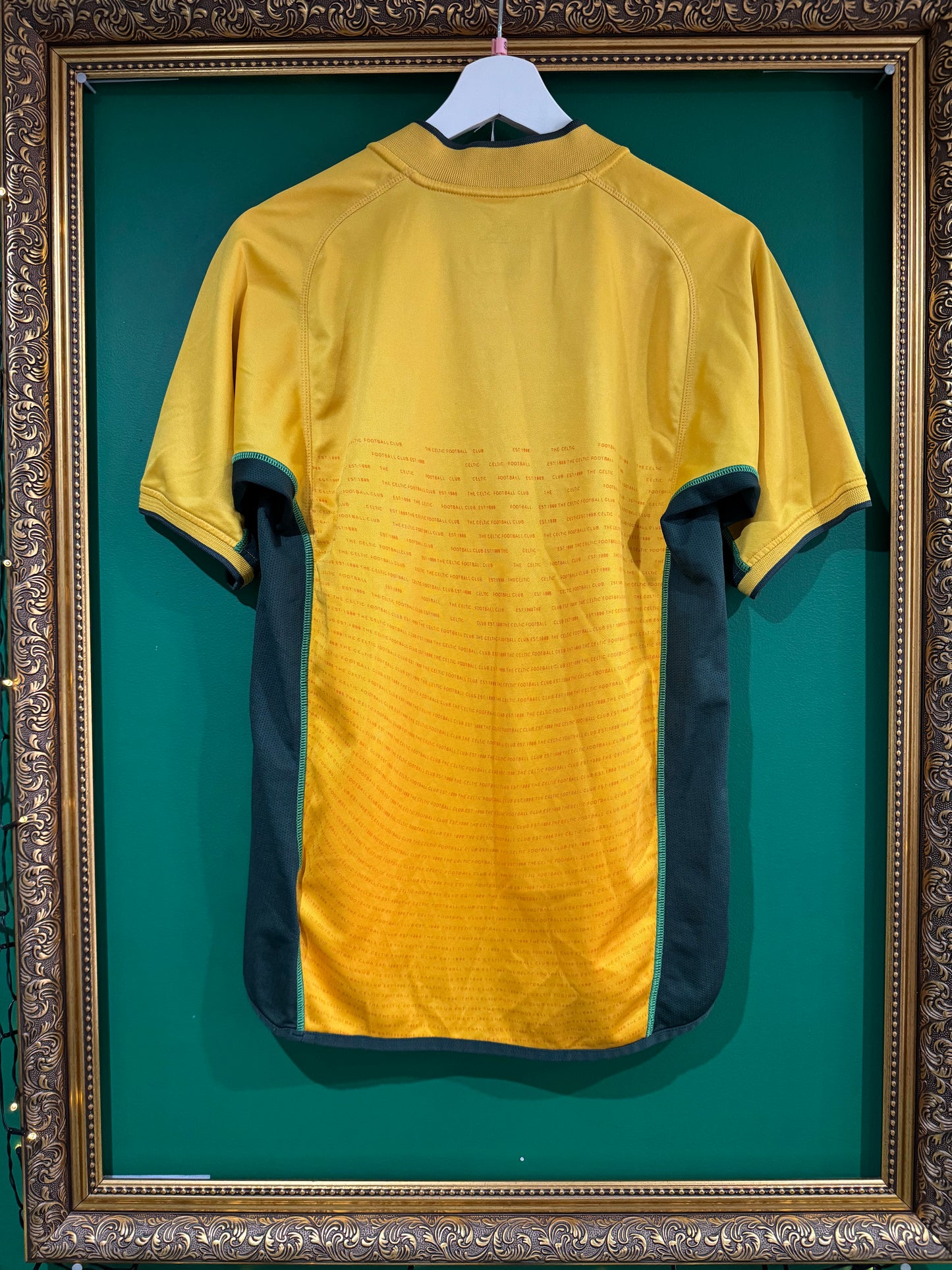 Celtic 2002/03 away shirt small