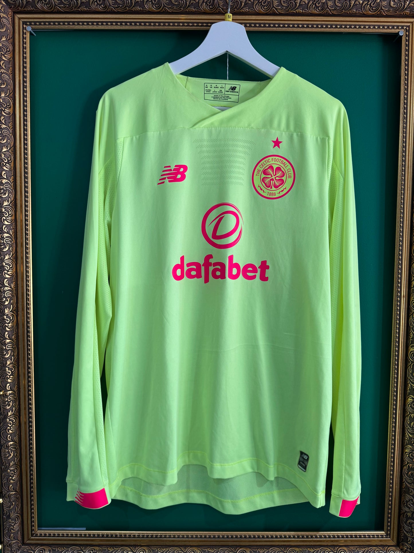 Celtic 2019/20 goalkeeper third medium ls