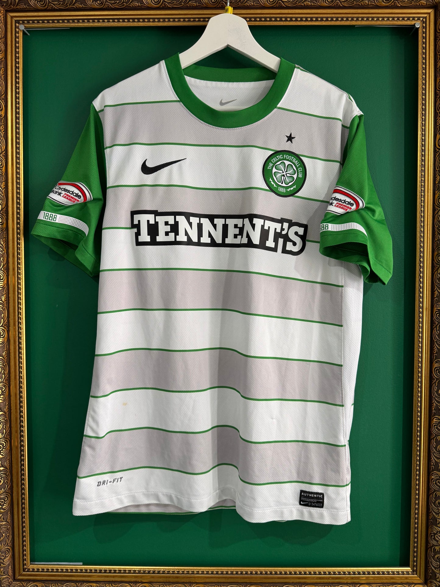 Celtic 2011/12 away shirt medium Brown 8