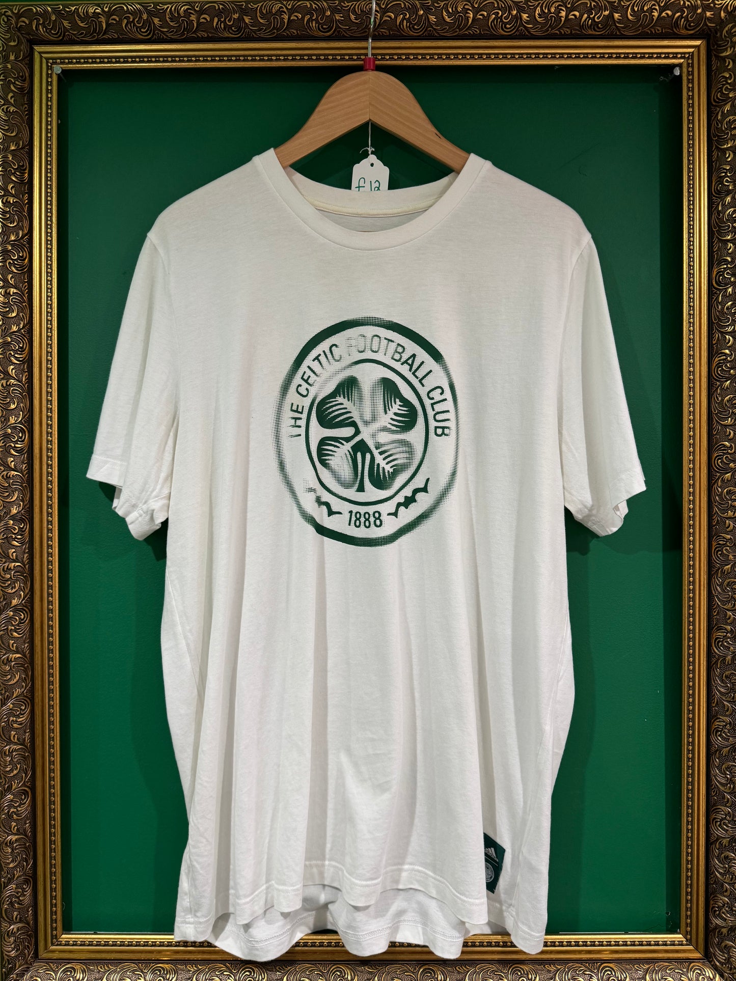 Celtic crest tshirt large