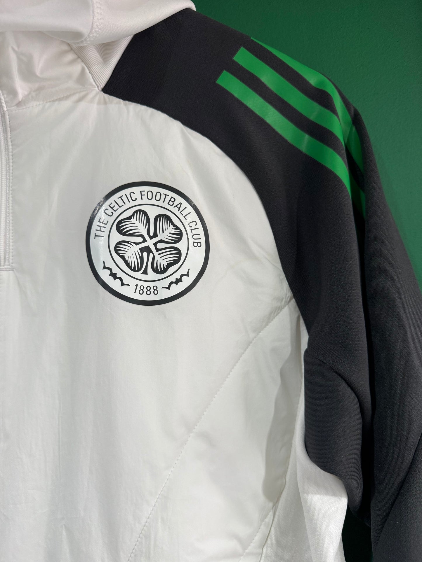 Callum McGregor Celtic worn training zipper small
