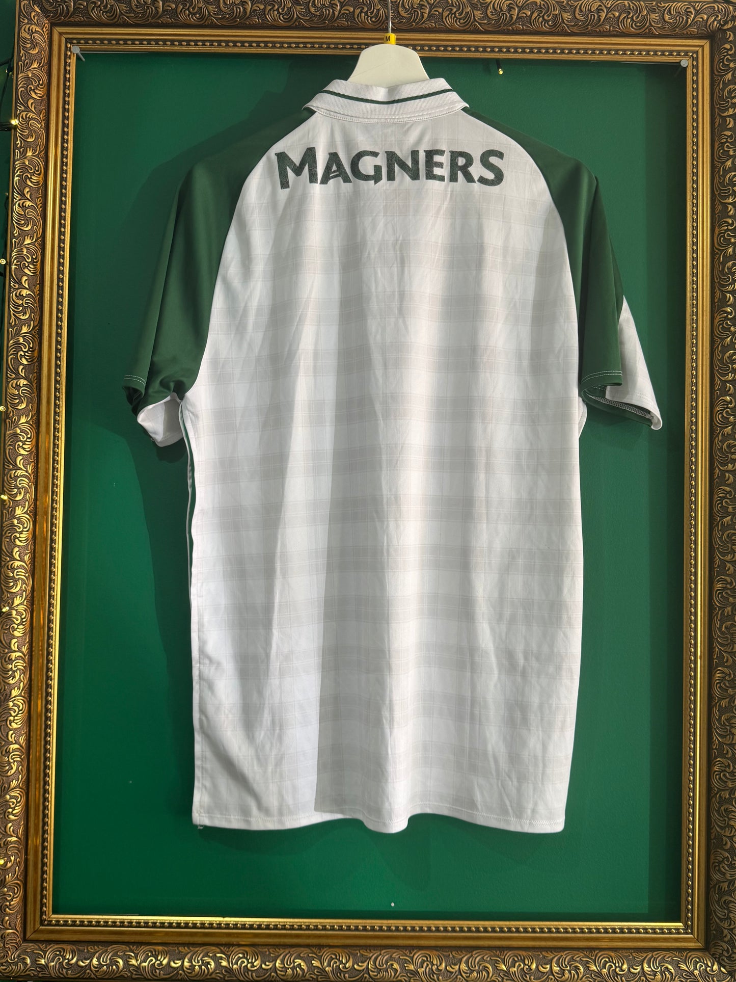 Celtic 2018/19 away shirt medium