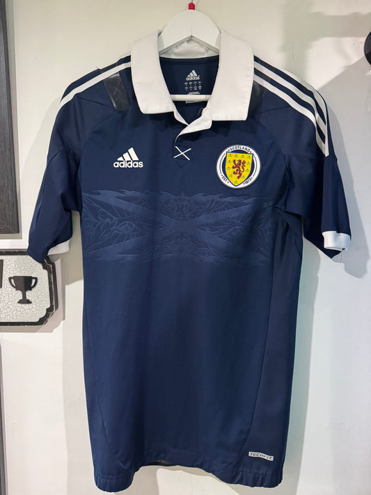 Scotland 2012 home shirt large player spec