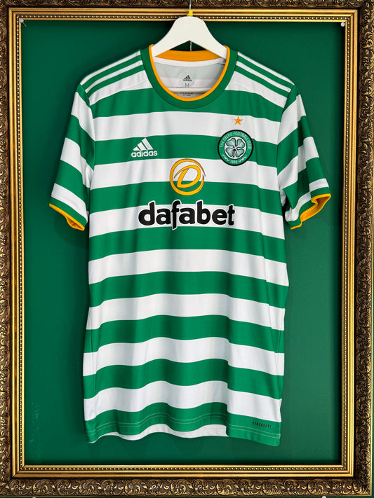 Celtic 2020/21 home medium