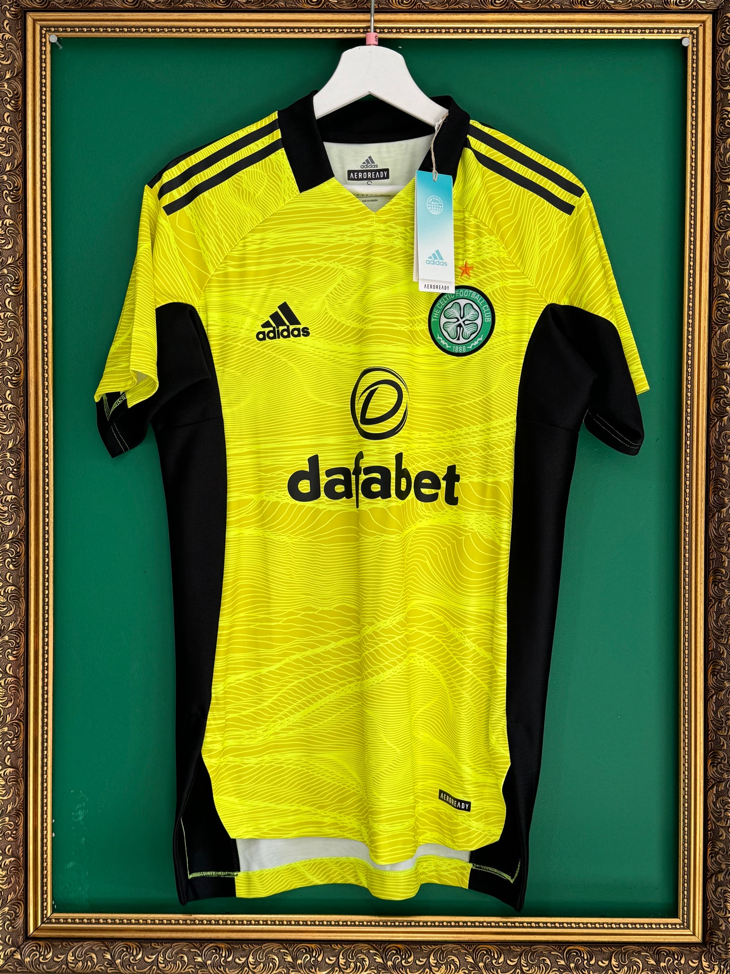 Celtic 2021/22 home goalkeeper Hart 15 BNWT small