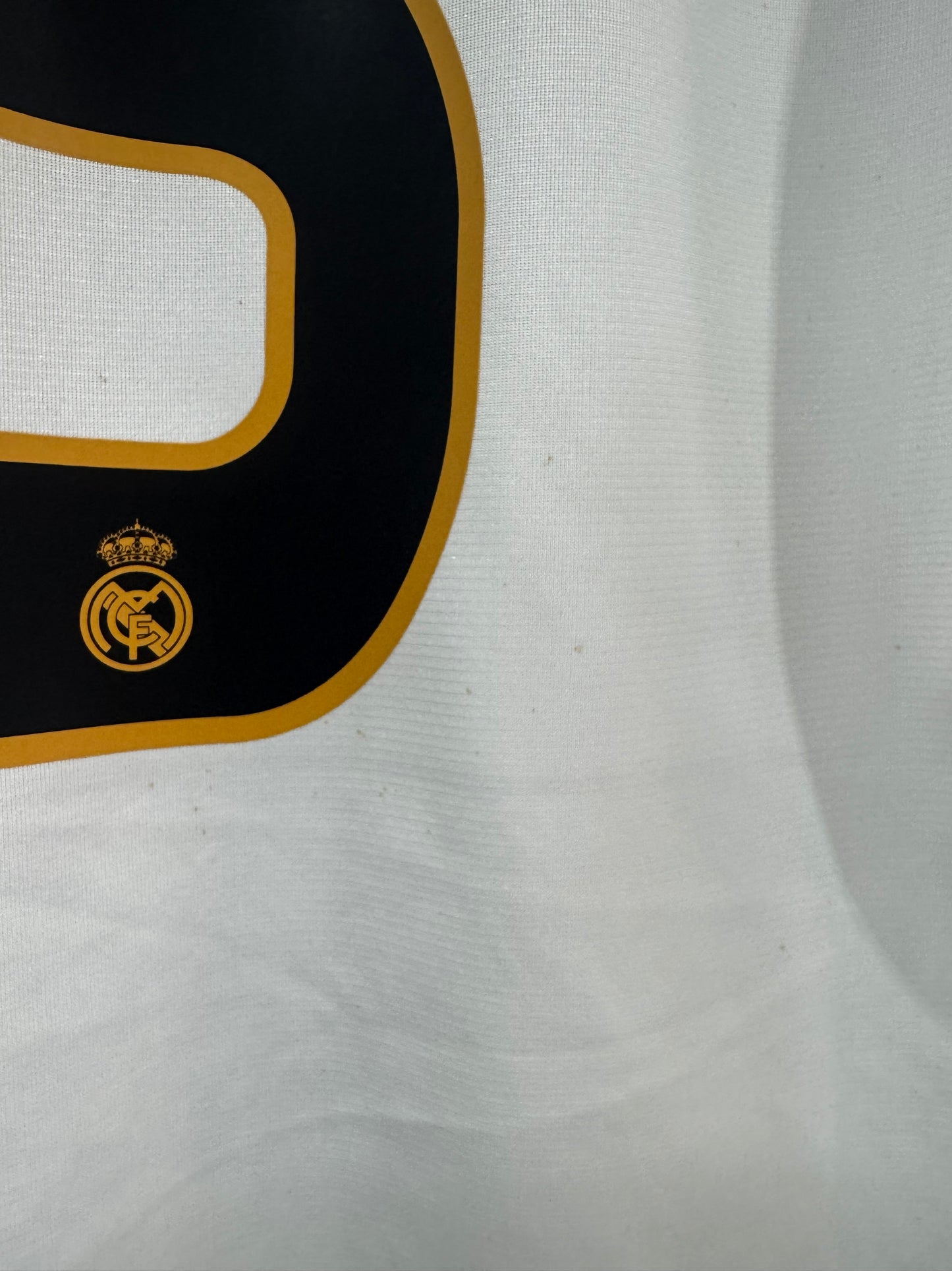 Real Madrid 2003/04 home shirt medium Zidane 5
