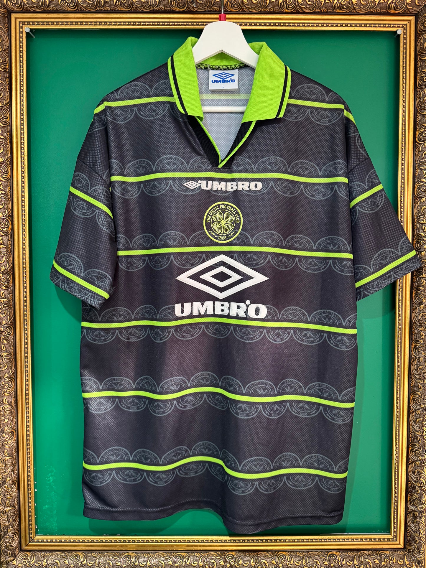 Celtic 1998/99 away large Larsson 7