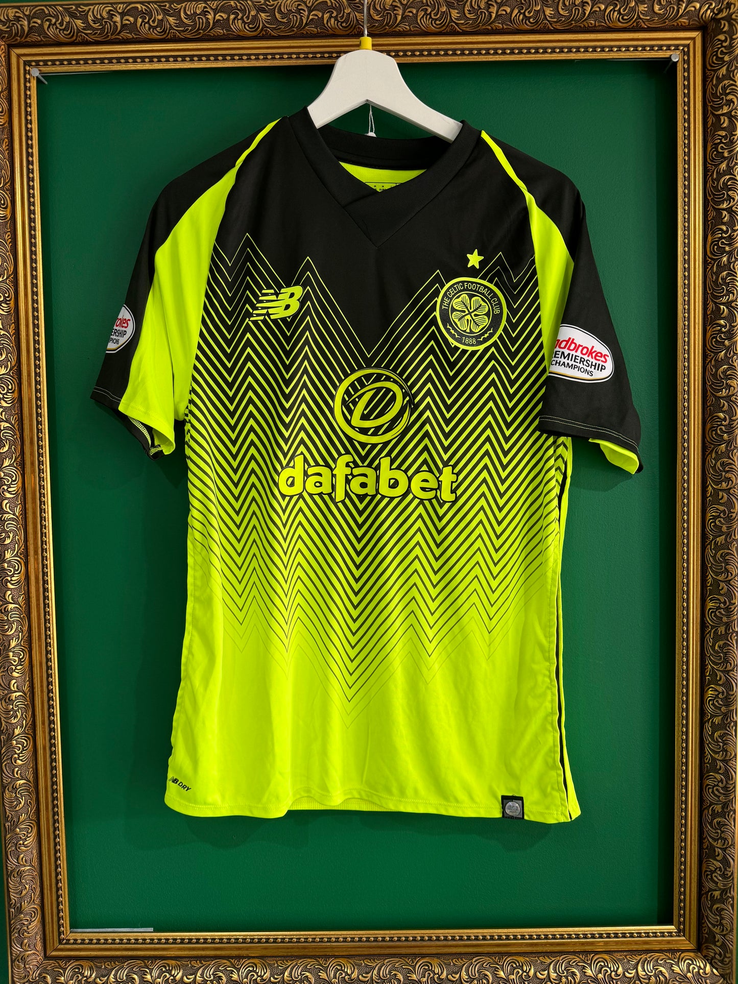 Celtic 2018/19 third match issue prepared shirt Henderson 52 medium